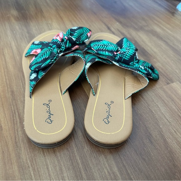 Tropical Floral Print Bow Slide Sandals - Picture 15 of 15